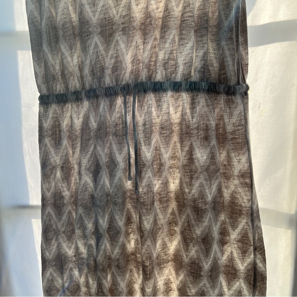 Gap Women's Asymmetrical Pattern Sleeveless Maxi Beach Dress Cream M EUC - Picture 4 of 6